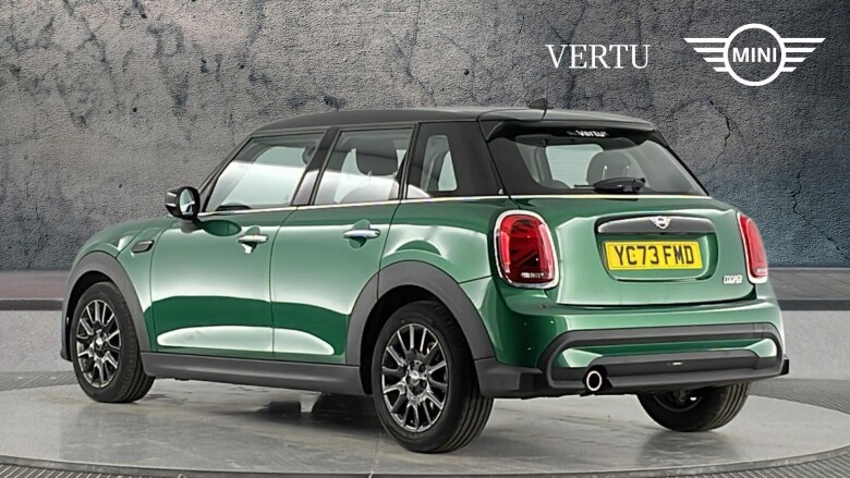 MINI Hatchback 1.5 Cooper Classic Premium 5dr Auto Petrol Hatchback